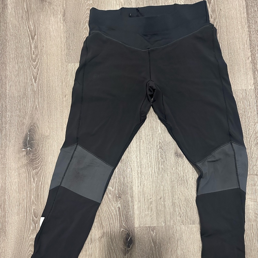 Women’s size Large Salomon running tights
